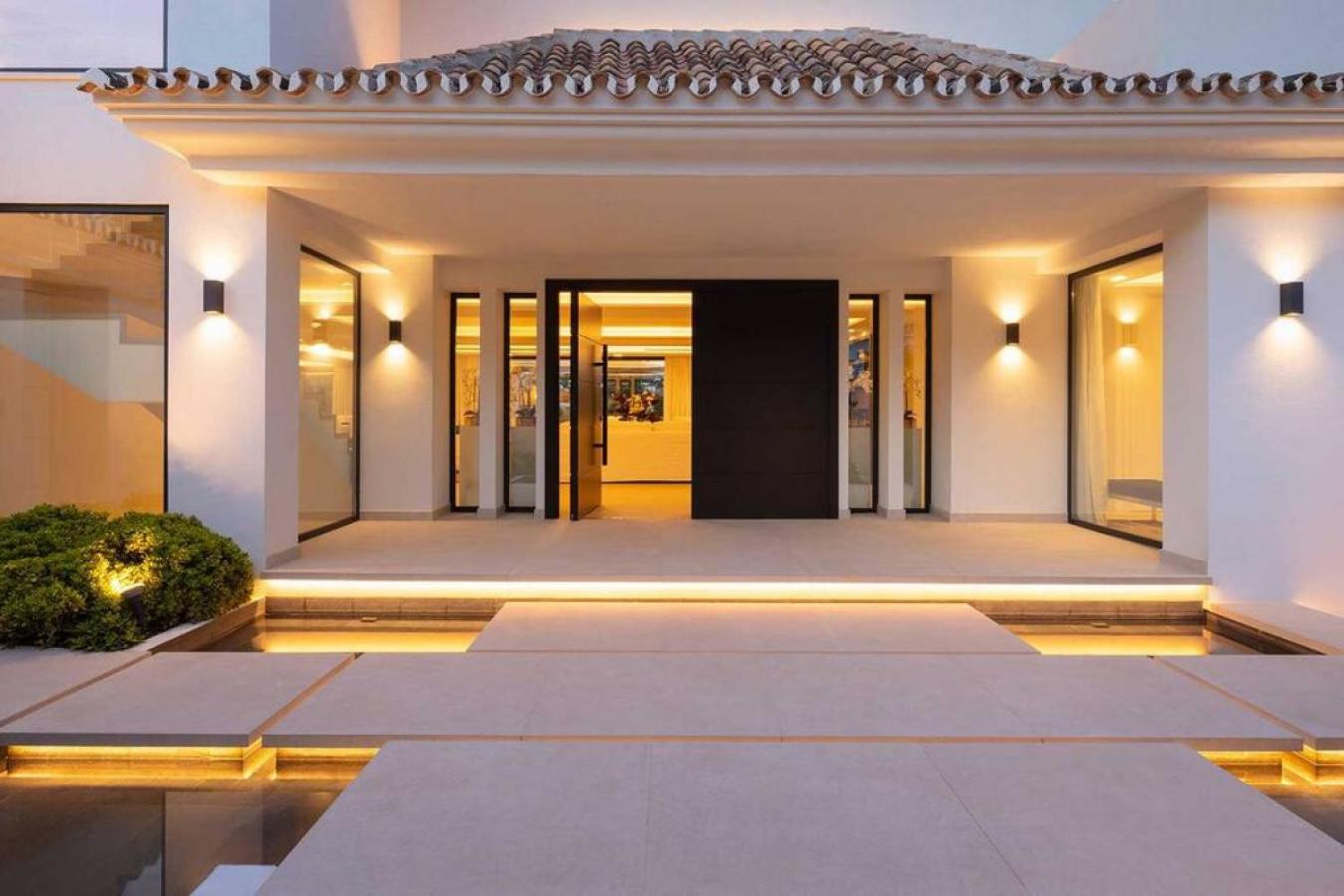 Mercedes - Luxury 5-bedroom In Brisas, Villa *