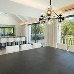 Villa Mercedes - Luxury 5-Bedroom Villa In Las Brisas, Marbella